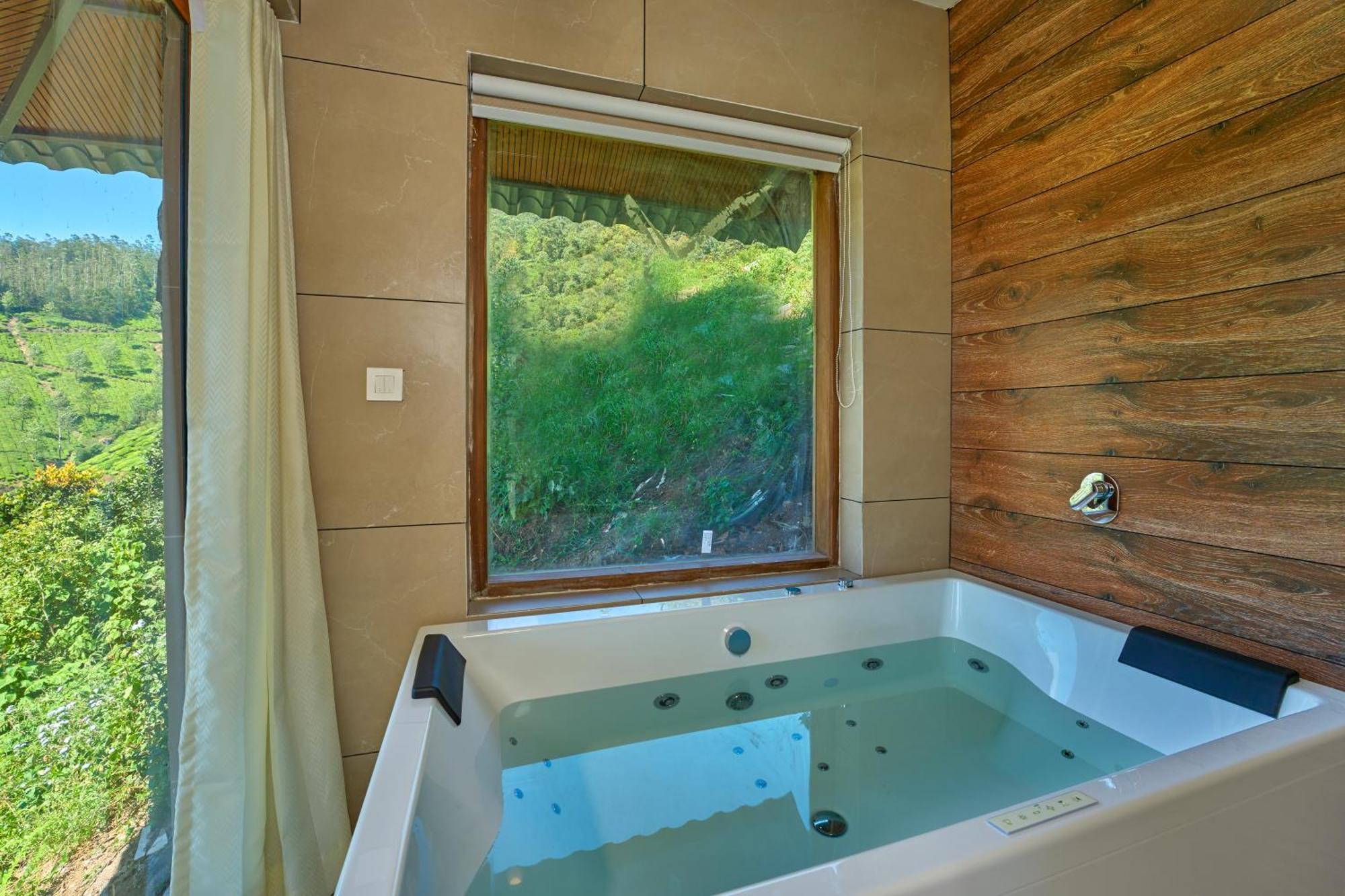 The Planet Munnar Hotel Suryanelli Exterior photo