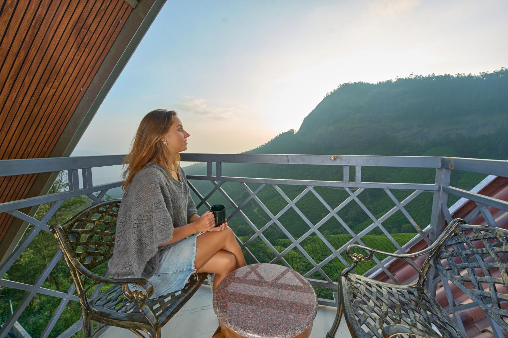 The Planet Munnar Hotel Suryanelli Exterior photo